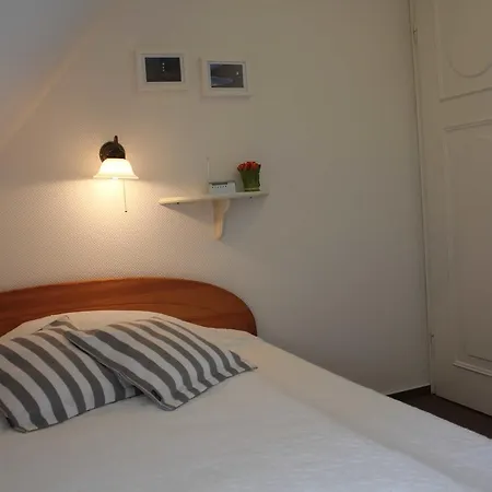 Doerpstrat 93a _ Reetgedecktes Url Casa de Férias